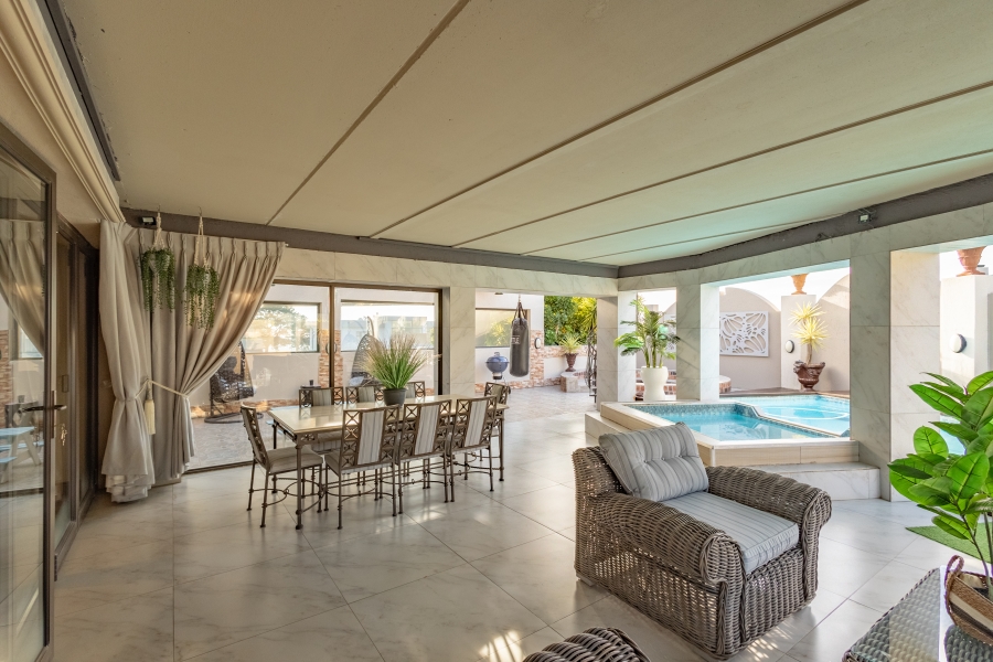 4 Bedroom Property for Sale in Baronetcy Estate Western Cape
